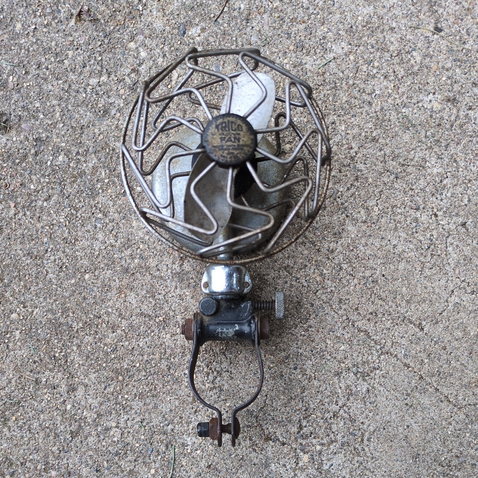 Vintage 1920's30's TRICO Vacuum Fan with Mounting Bracket Attached Untested