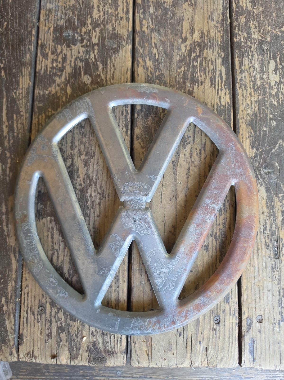 vw Volkswagen Van transporter bus Bare metal emblem type 2 67 66 65 64 63 62 vw Volkswagen Van transporter bus Bare metal emblem type 2 67 66 65 64 63 62