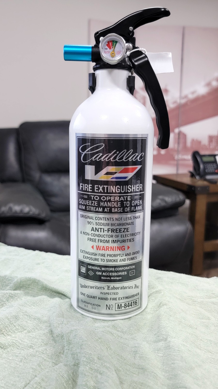 CADILLAC V SERIES FIRE EXTINGUISHER CTSV