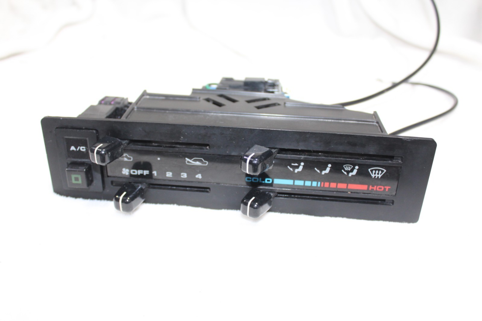 89-97 Nissan D21 HARDBODY DASH Climate Control HVAC Heat AC w/ All 3 CABLES OEM 89-97 Nissan D21 HARDBODY DASH Climate Control HVAC Heat AC w/ All 3 CABLES OEM