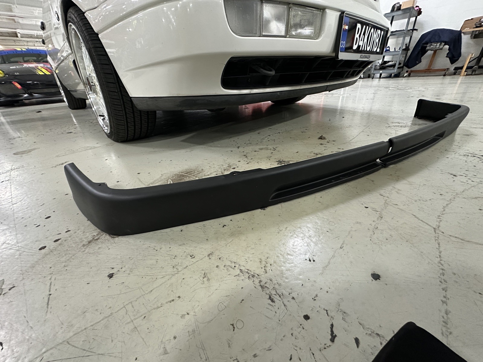VW Volkswagen Golf Mk3 GTI OEM Euro Front Bumper Lip Spoiler VW Volkswagen Golf Mk3 GTI OEM Euro Front Bumper Lip Spoiler
