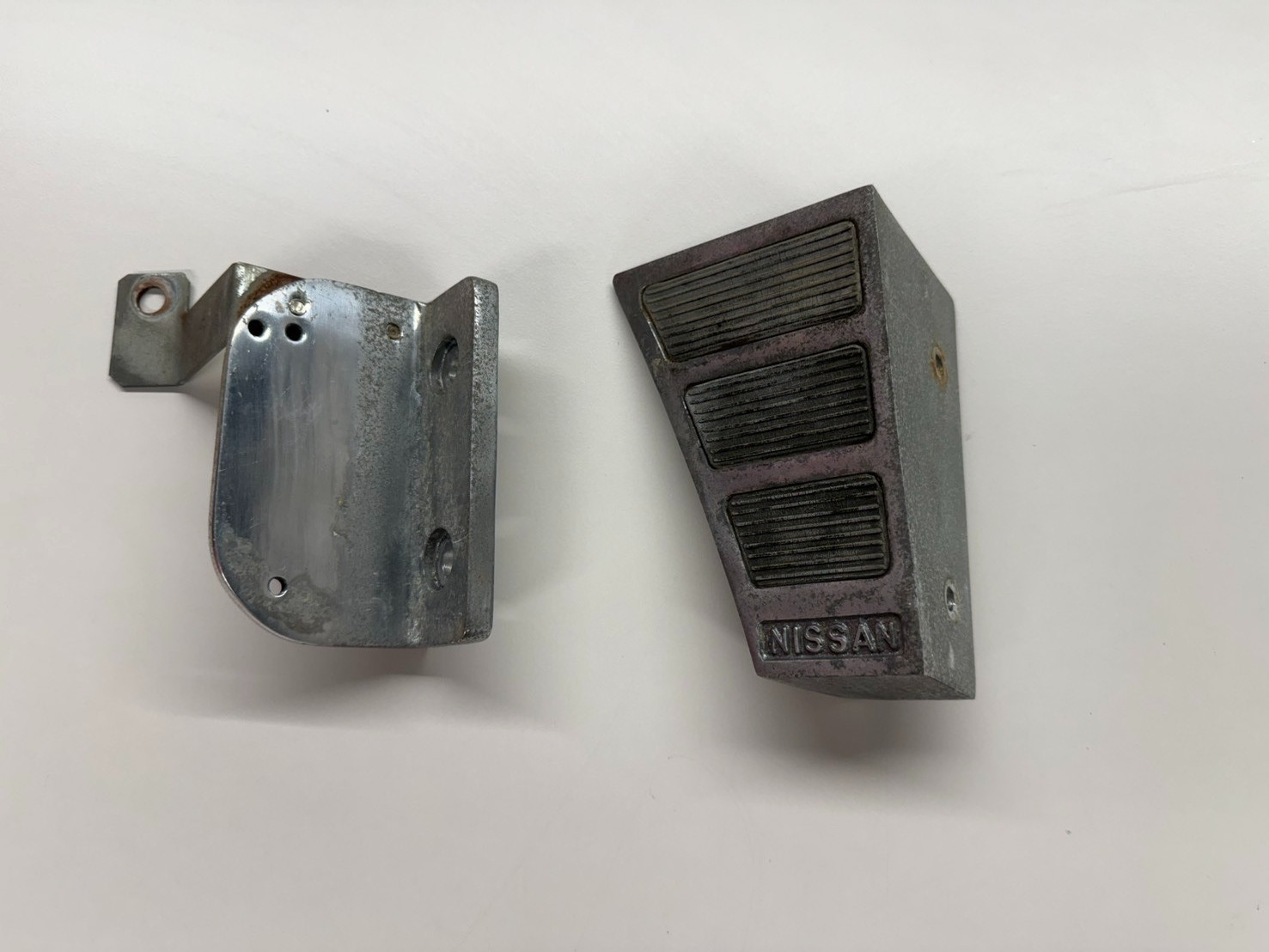 Nissan Silvia 180SX S13 S14 S15 Optional OEM Dead Pedal Foot Rest SR20DET JDM Nissan Silvia 180SX S13 S14 S15 Optional OEM Dead Pedal Foot Rest SR20DET JDM