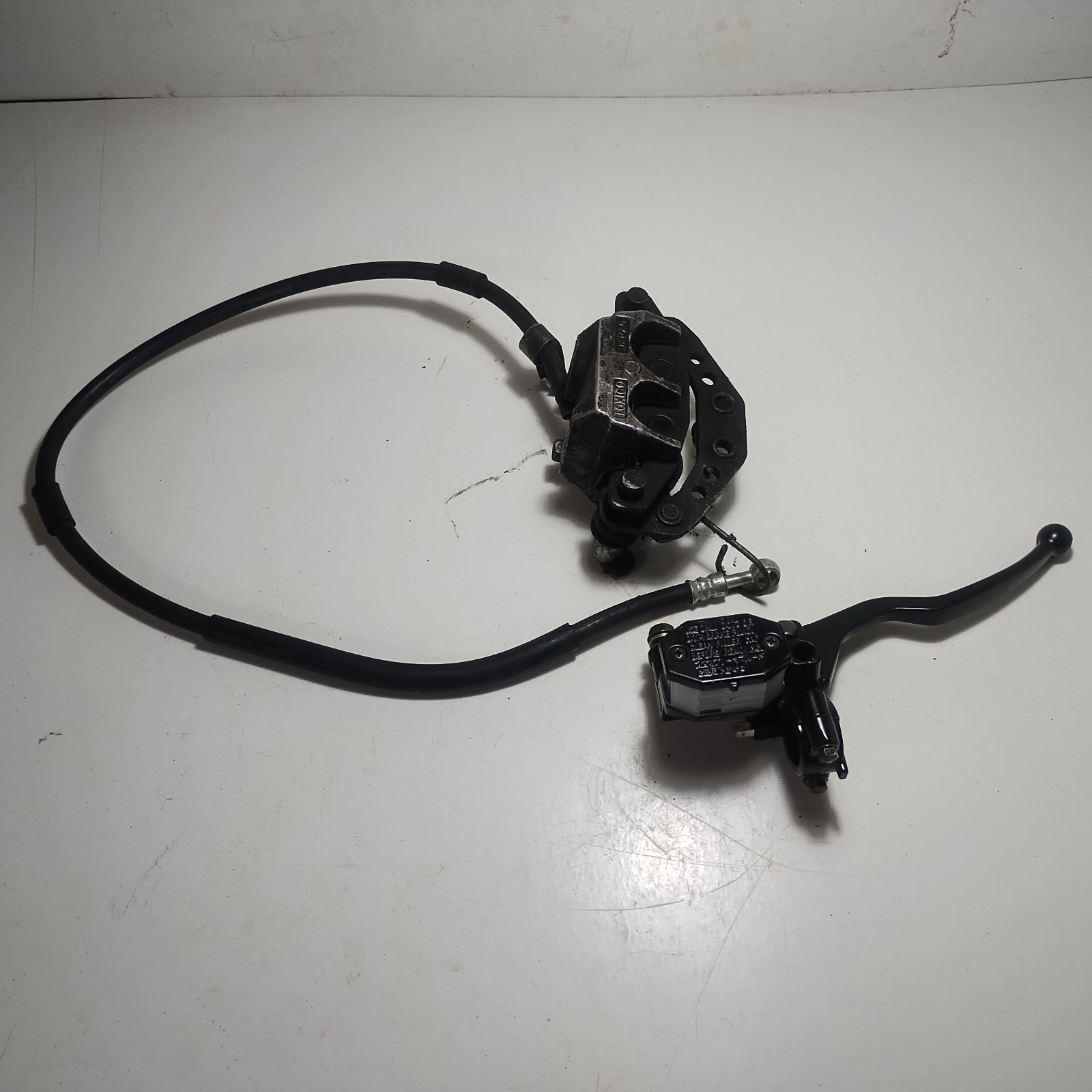 1993 Suzuki VX800 Front Brake Caliper & Master Cylinder 1993 Suzuki VX800 Front Brake Caliper & Master Cylinder