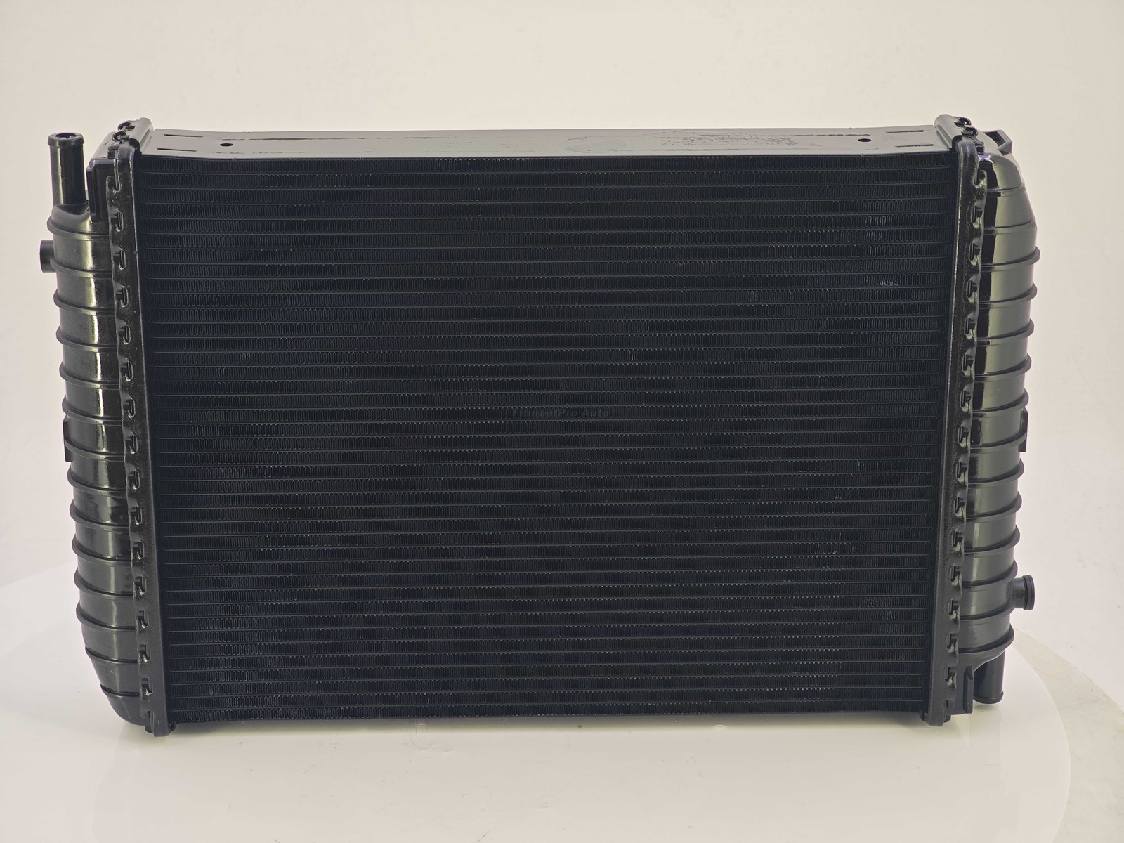 Aluminum Aux Radiator Fit MCLAREN 570GT 570S 540C 3.8L 2016-2019 13L0183CP.03