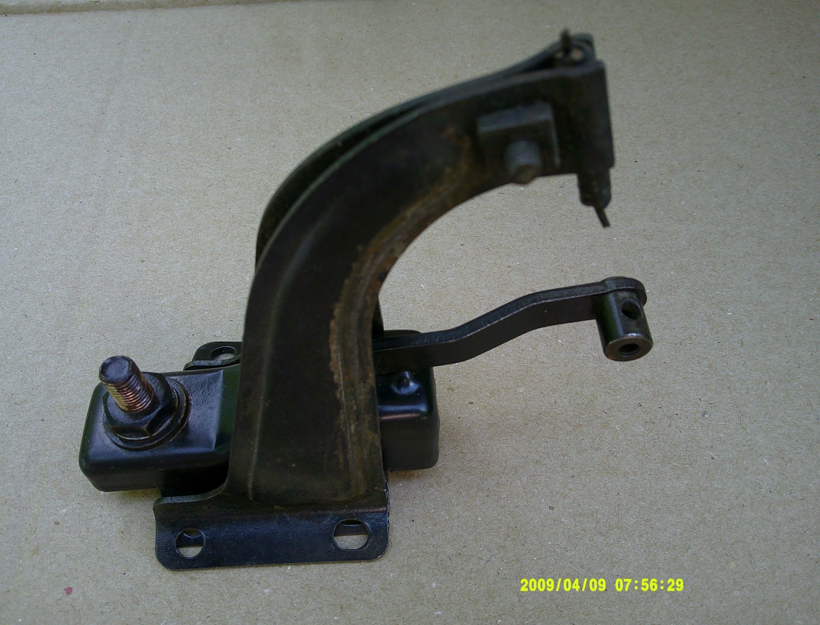 VINTAGE 1932-1934 FORD MODEL B 4 CYLINDER  STARTER SWITCH & BRACKET