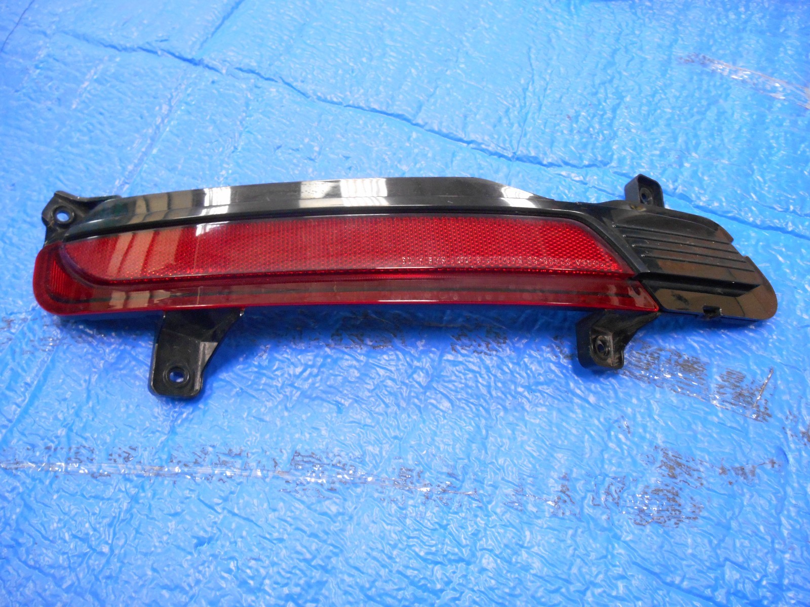 Perfect 2020 21 22 Kia Telluride Rear Bumper Reflector Right Passenger Side OEM