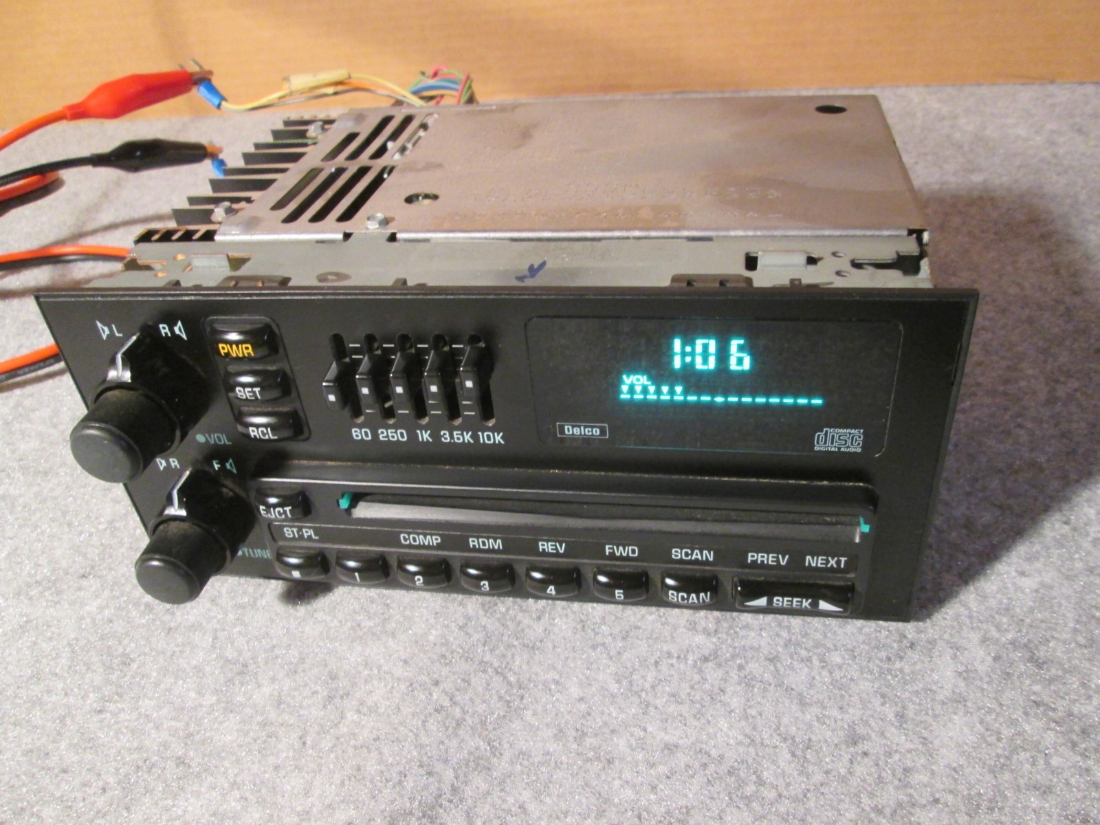 1990-1993 Buick Roadmaster Park Avenue Delco CD Radio 1990-1993 Buick Roadmaster Park Avenue Delco CD Radio