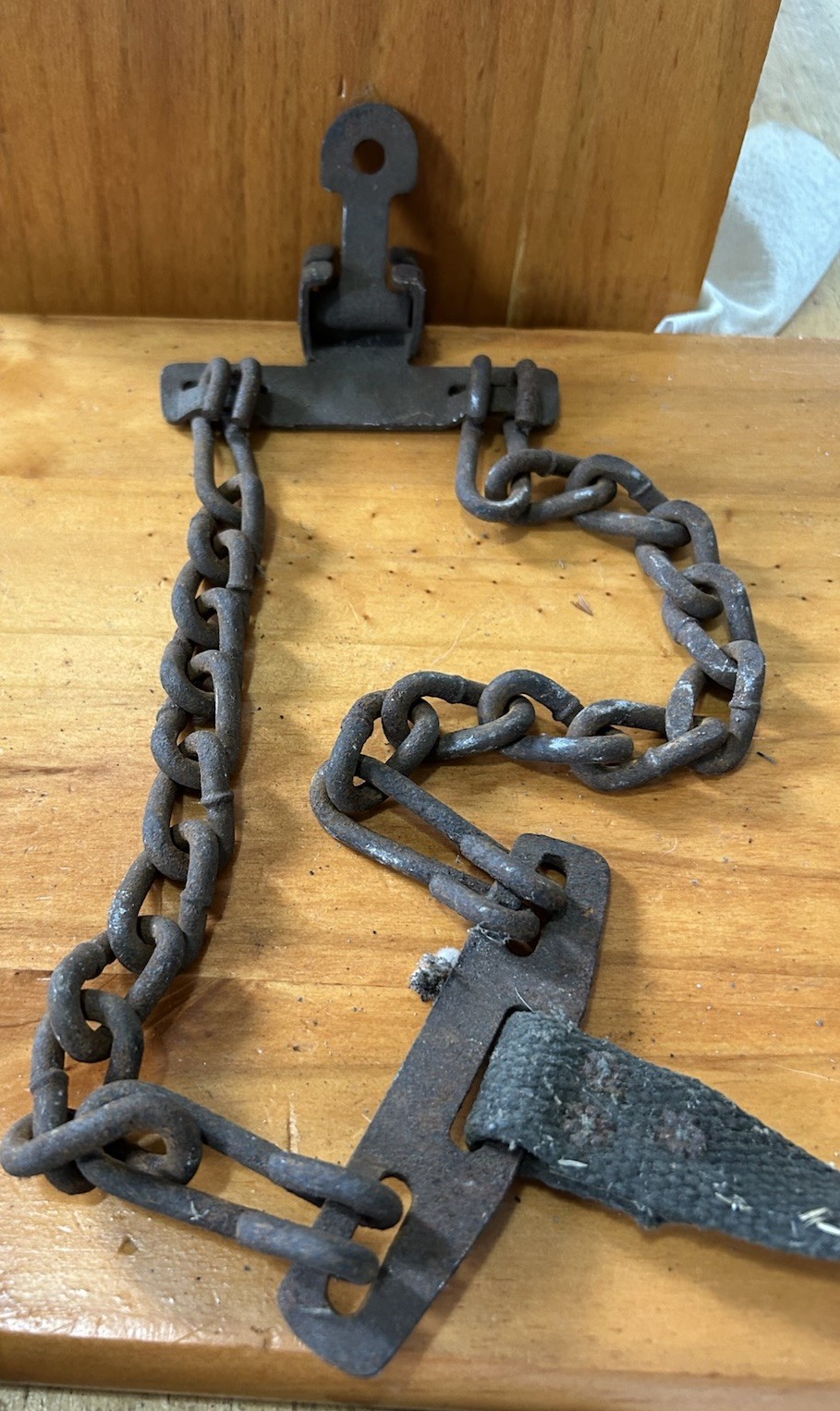 VINTAGE ANTIQUE AUTOMOBILE tire CAR TIRE SNOW CHAIN snowtire chains VINTAGE ANTIQUE AUTOMOBILE tire CAR TIRE SNOW CHAIN snowtire chains