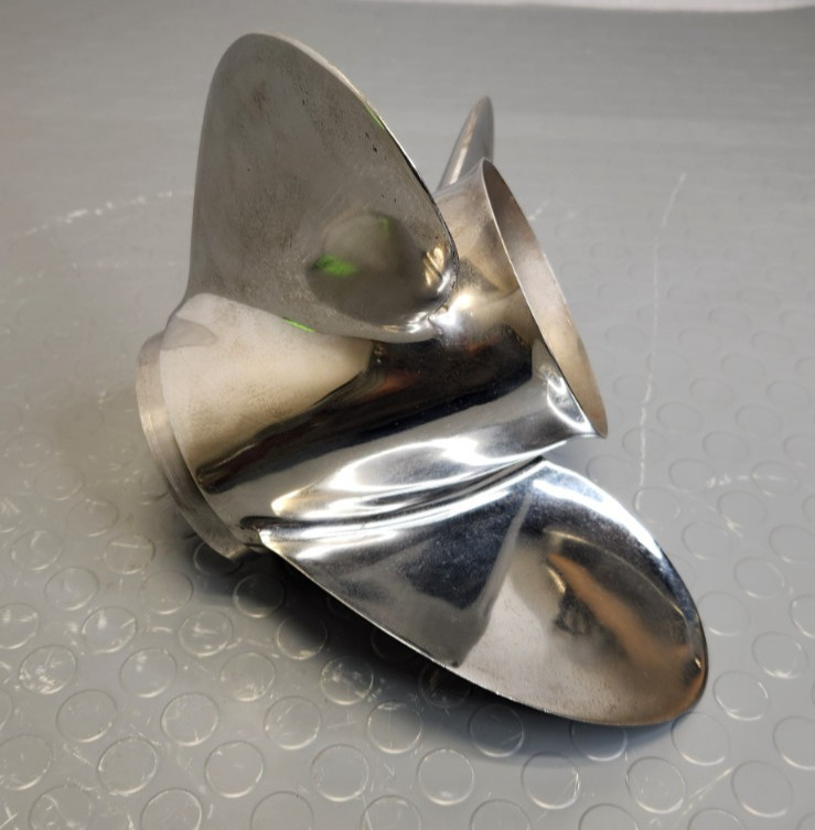 Mercury  Stainless Steal Propeller 033085   14-1/4 X 19 (2504)