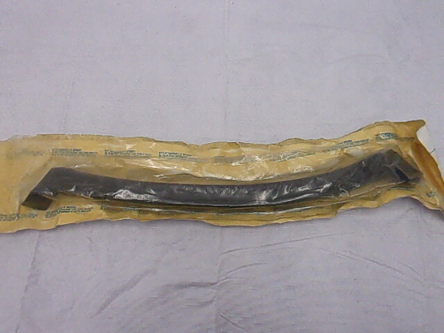 NOS 1984-1996 Corvette Roof Panel Targa Top Side Weather Strip LH GM#22112053