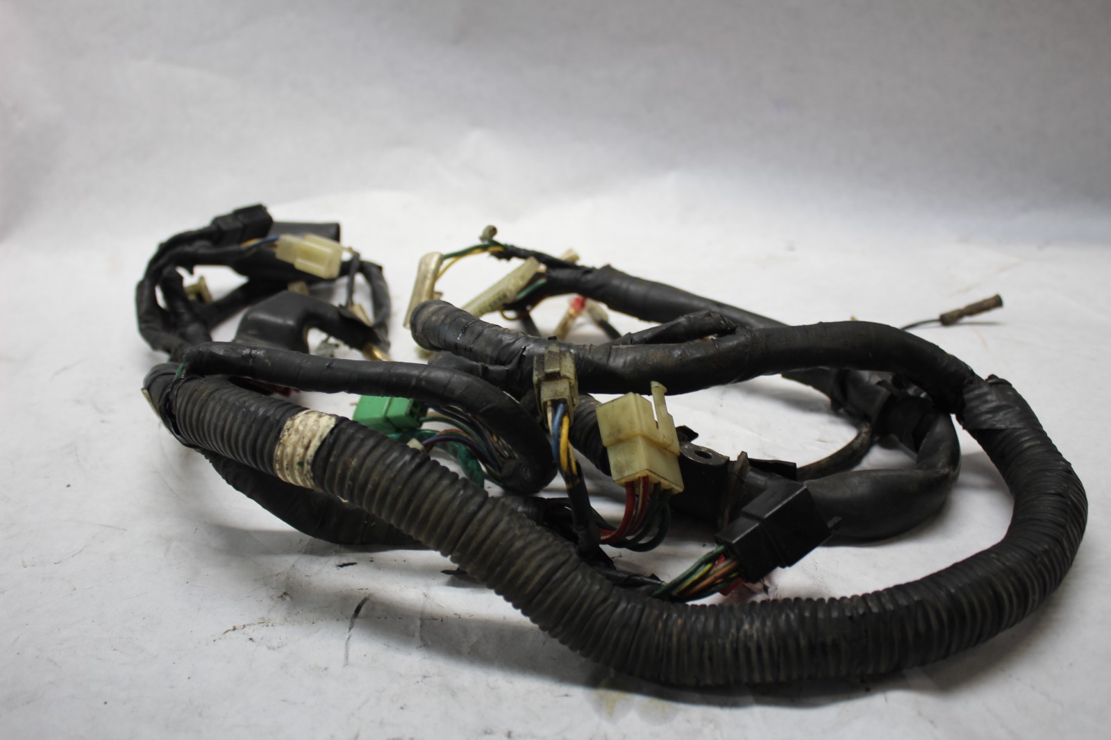 32100-MK7-670 MAIN WIRE HARNESS 1986 HONDA SHADOW VT700C