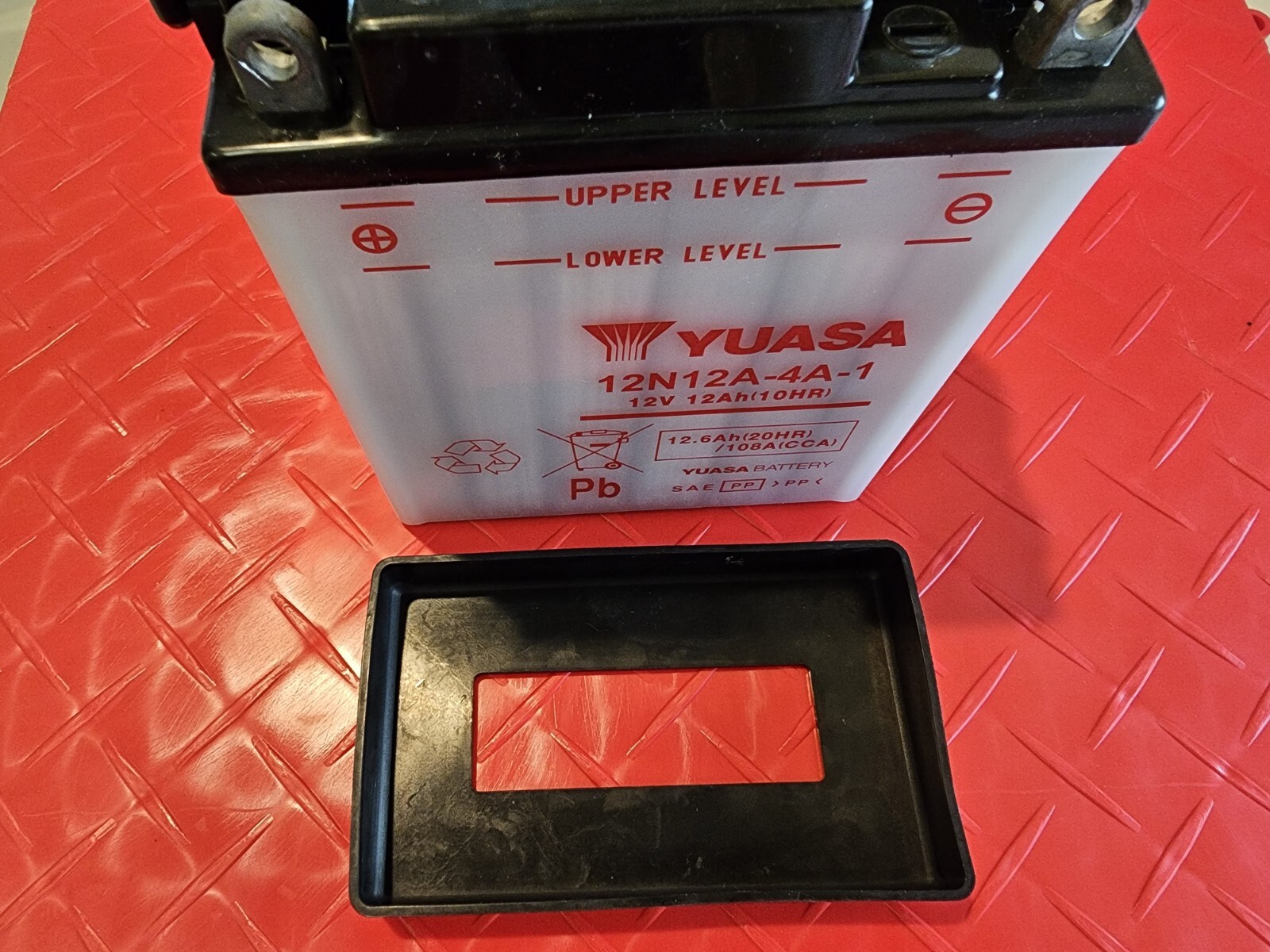 New NOS HONDA OEM BATTERY CUSHION TRAY CL 350 CB 350 450 CJ 360 500T