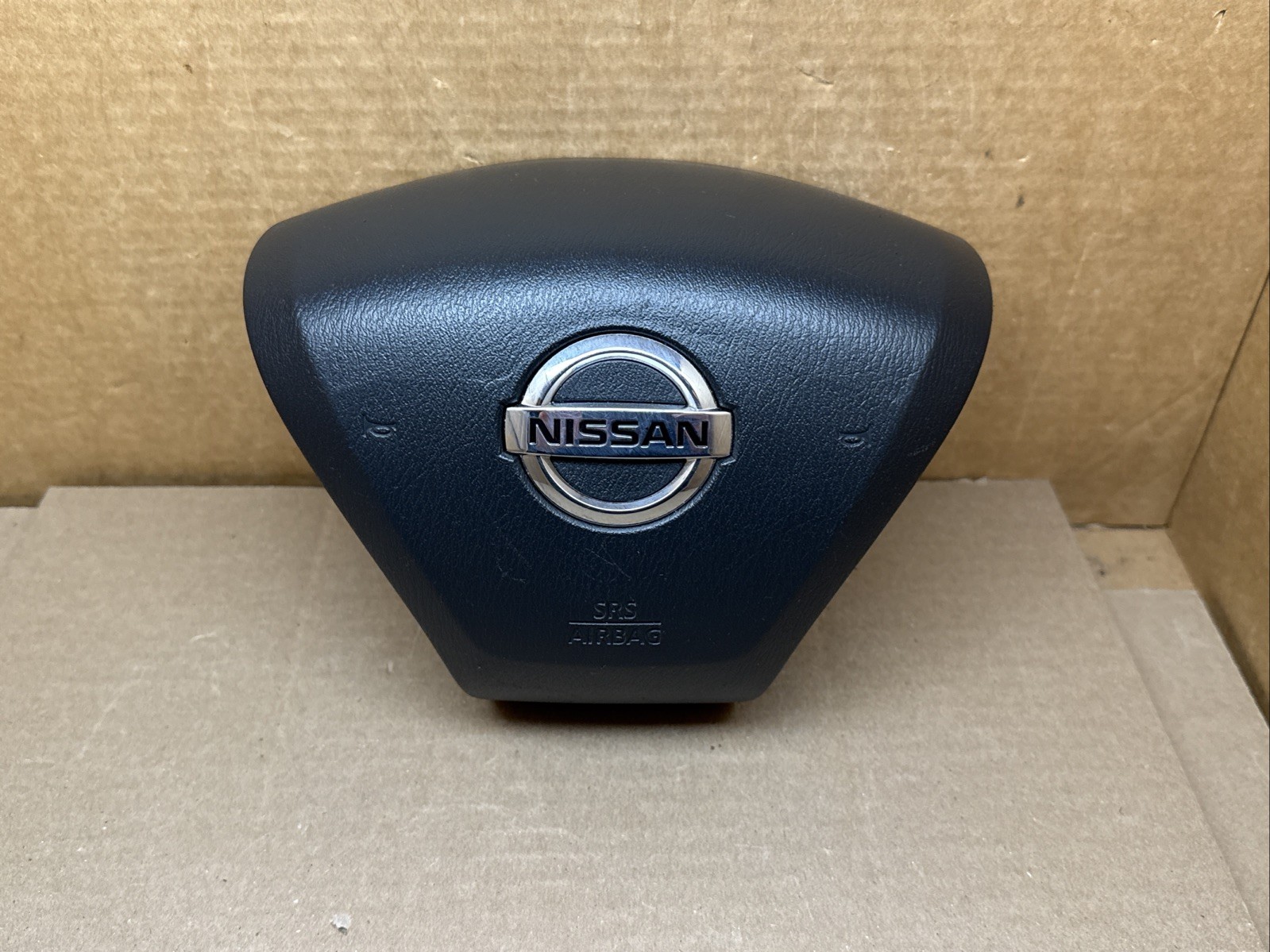 15-24 Nissan Murano Front Left Driver Side Steering Wheel Air Bag Airbag Black 15-24 Nissan Murano Front Left Driver Side Steering Wheel Air Bag Airbag Black