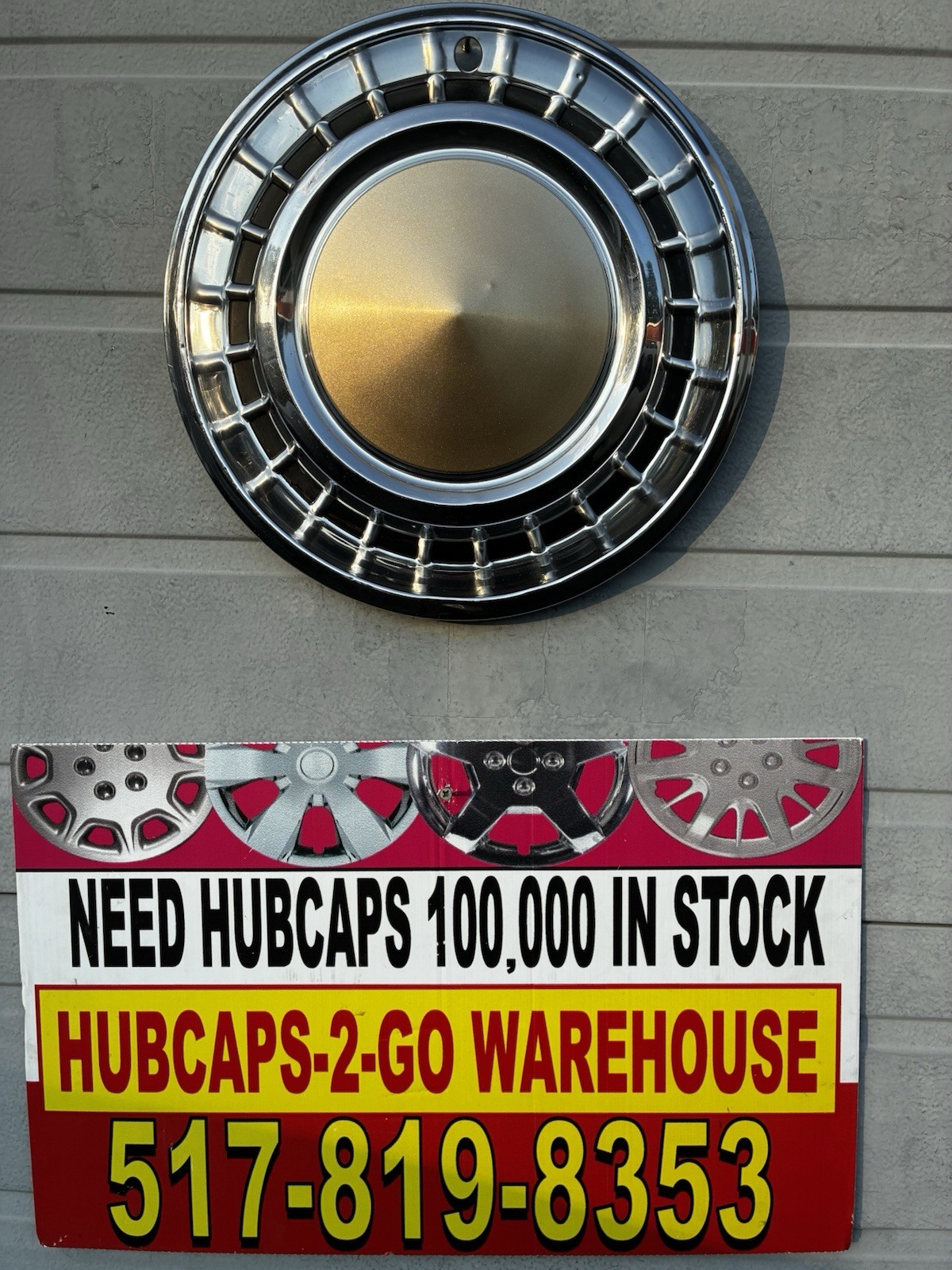 1958 Plymouth Fury Gold  Christine mopar Hubcaps Rare Oem Custom14”   nice Retro