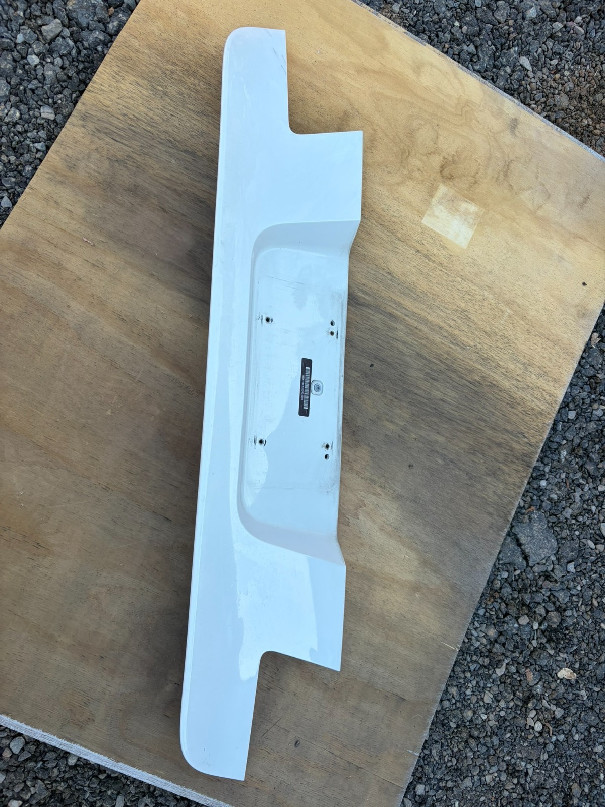 2009-15 BMW 750i 750Li F01 F02 Trunk Lid License Plate Finisher Panel Trim