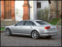2006 Audi S8